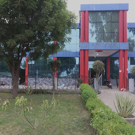 Hotel O Mulaqat Dadri Exteriér fotografie
